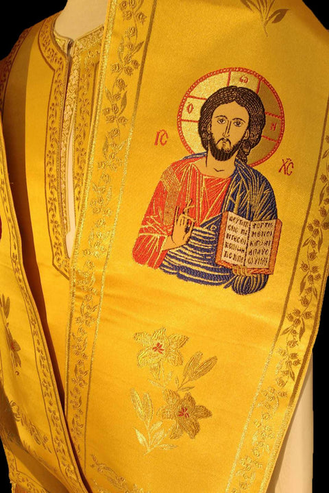 Omophorion ‘Panagia Vrefokratousa’ on a gold background with a blue cloak -  Liturgical Fabrics